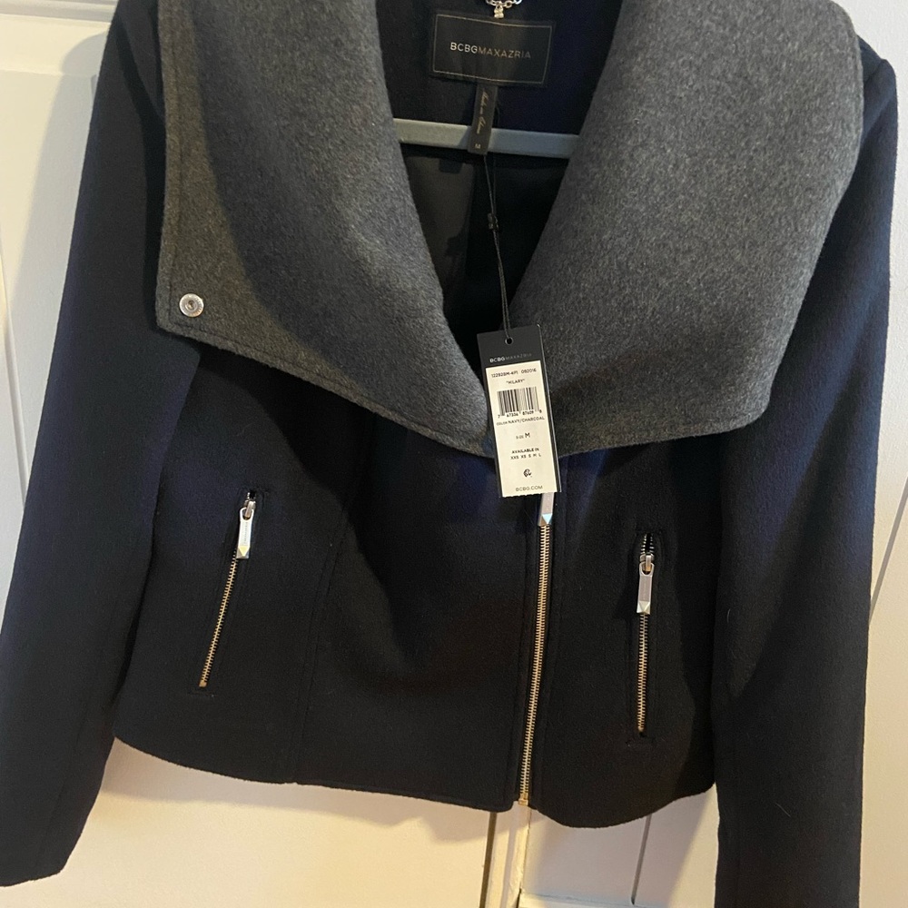 BCBG Jacket - Picture 4 of 4